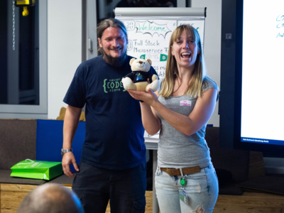 Accenture Interactive Java - Accenture Interactive Java Live Coding Community Employer Branding Event für Software Qualität und den guten Zweck